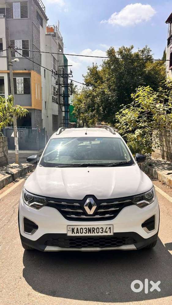 Renault Triber Rxz, 2023, Petrol