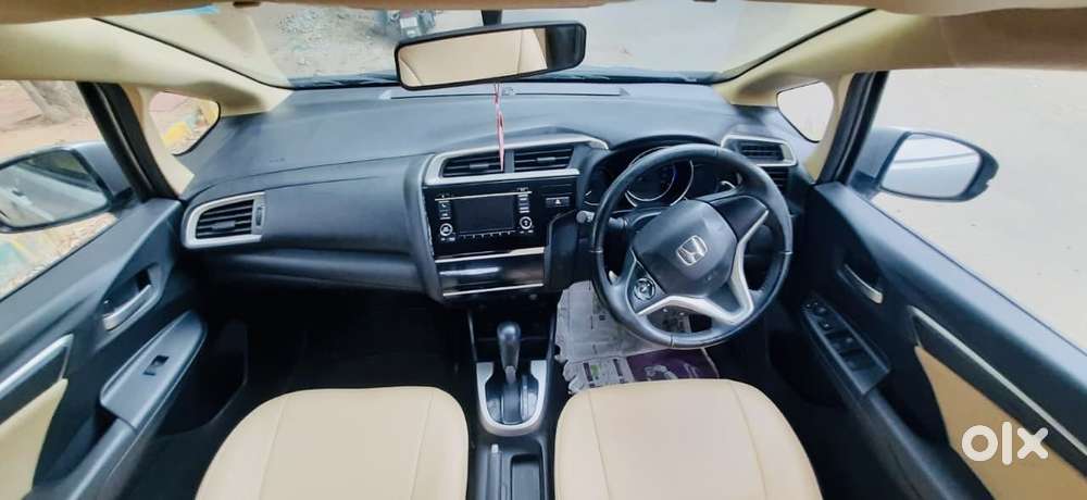 Honda Jazz V Cvt, 2017, Petrol