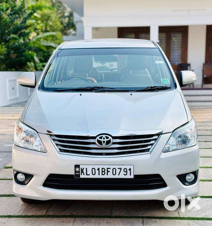 Toyota Innova 2.5 Vx 7 Str Bs-iii, 2012, Diesel
