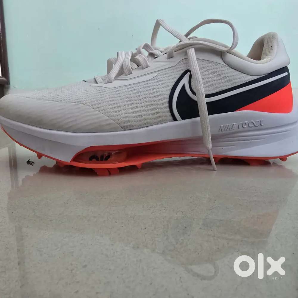 Nike golf shoes