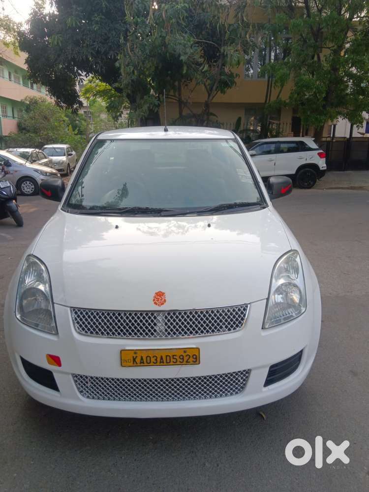 Maruti Suzuki Swift Dzire Tour Ldi, 2016, Diesel