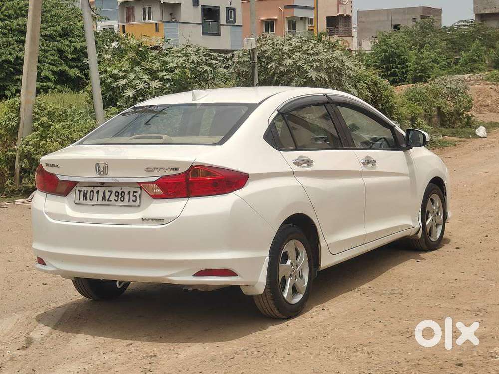 Honda City V At Sunroof, 2016, Petrol