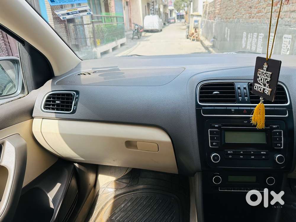 Volkswagen Vento Petrol 2011
