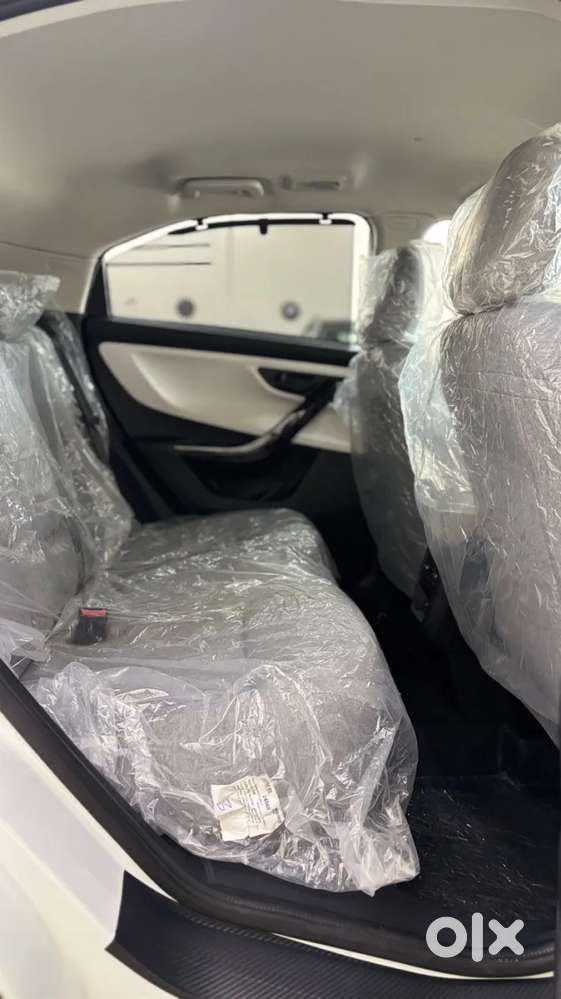 Tata Curvv Pure Plus S 1.2 Revotron Petrol 6mt, 2026, Petrol