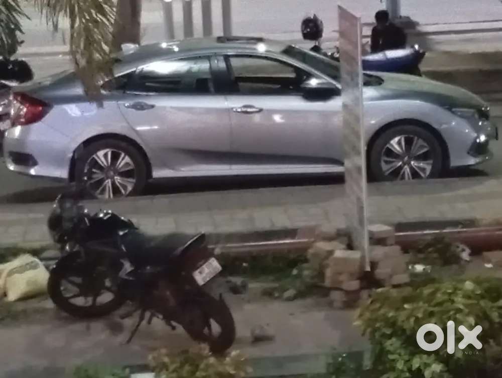 Bs6 Petrol Civic Genuine Less Driven Wth Service Record Looks Like New