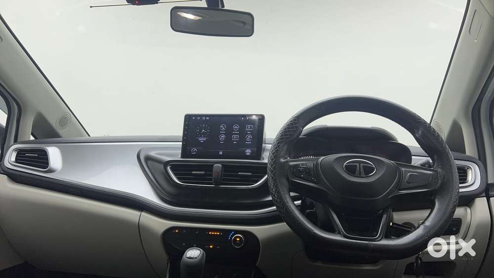 Tata Altroz 1.2 Xm, 2024, Petrol