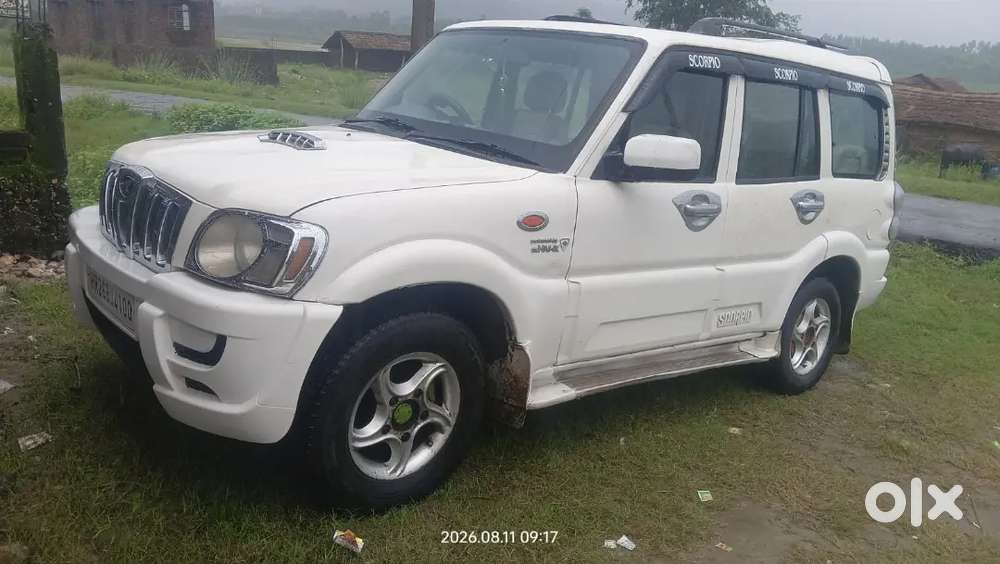 Mahindra Scorpio 2011 पेट्रोल मैन्युअल