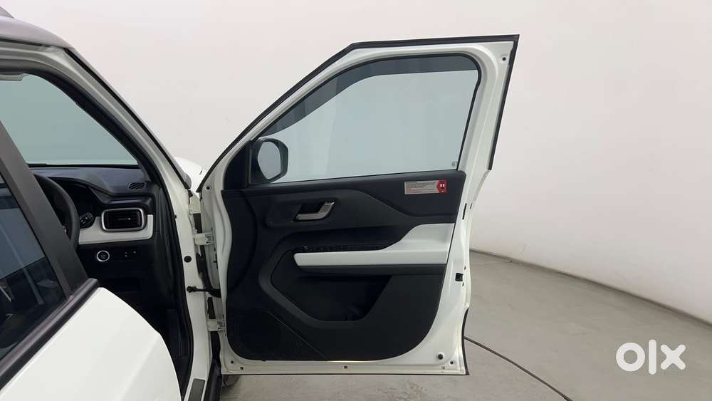 Tata Punch Creative Amt, 2025, Petrol
