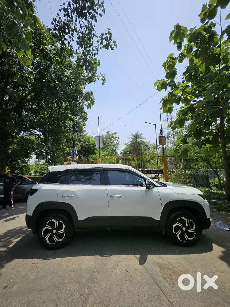 Maruti Suzuki Brezza 2023 Petrol Well Maintained
