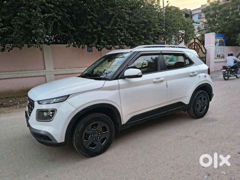 Hyundai Venue S Plus Mt 1.2 Kappa, 2021, Petrol