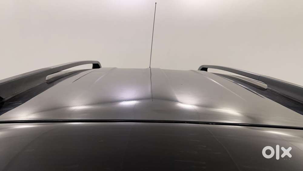 Renault Triber Rxl, 2023, Petrol