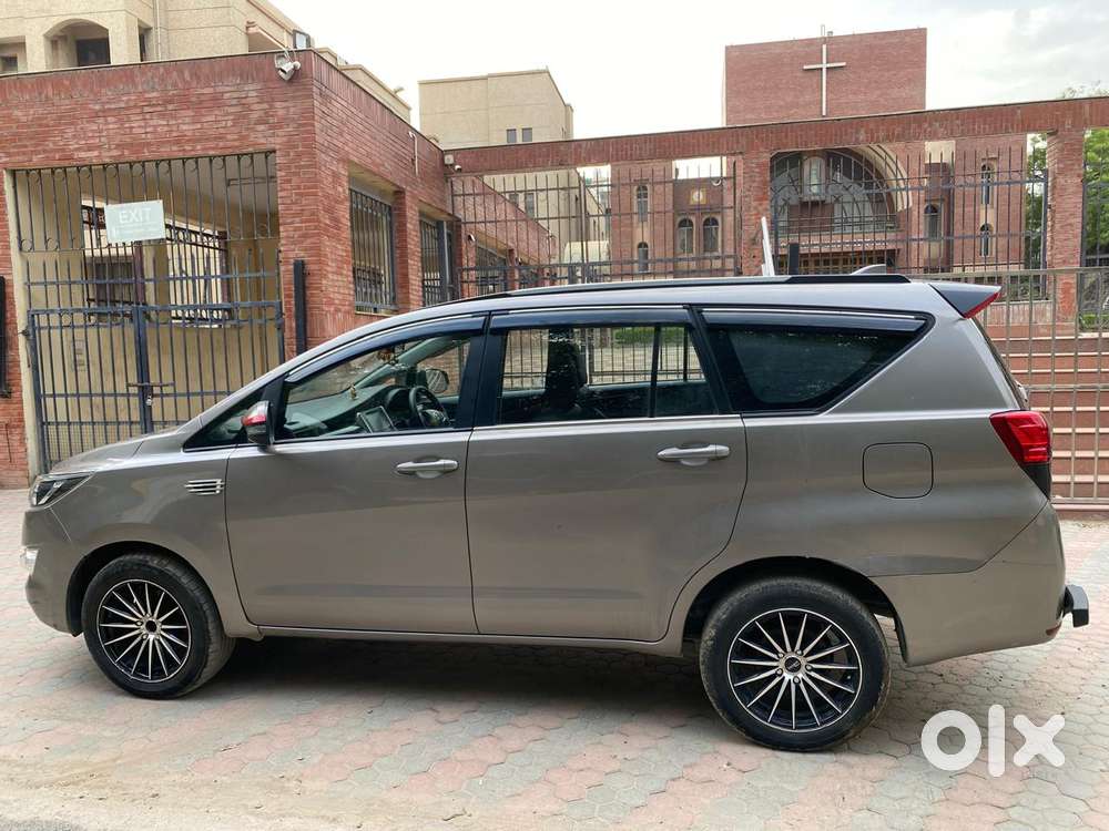 Toyota Innova Crysta 2.4 Gx Mt, 2019, Diesel