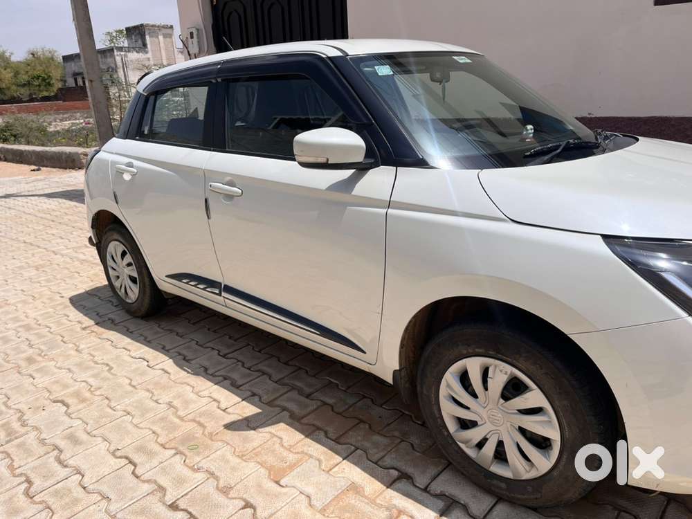 Maruti Suzuki Swift Vxi 2024