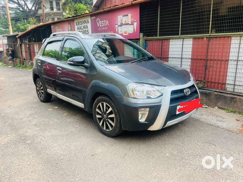 Toyota Etios Cross 2014