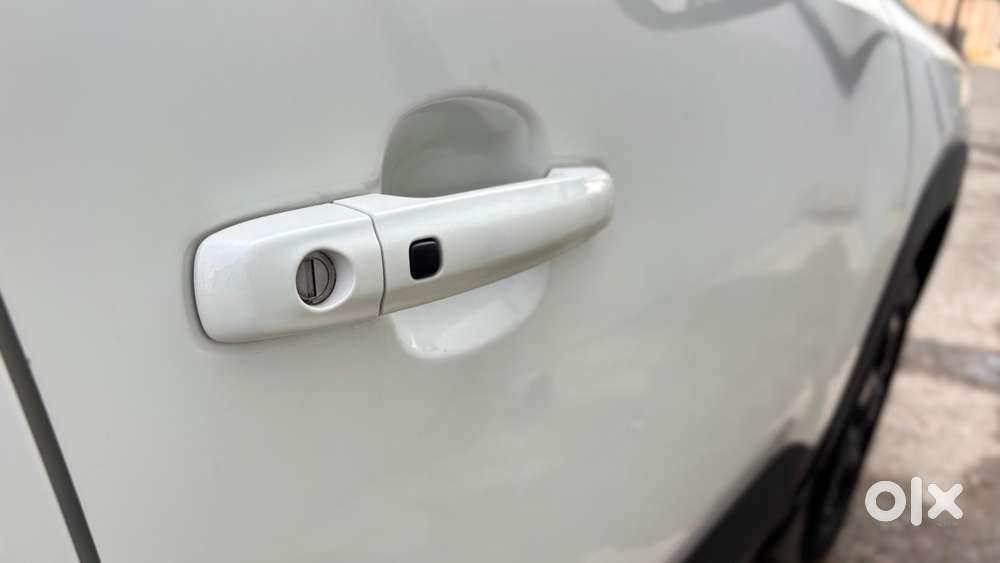 Maruti Suzuki Brezza, 2024, Petrol