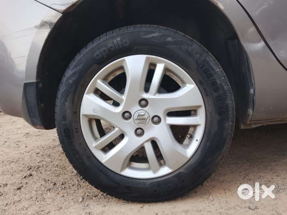 Maruti Suzuki Swift Dzire 1.3 Zxi, 2014, Petrol