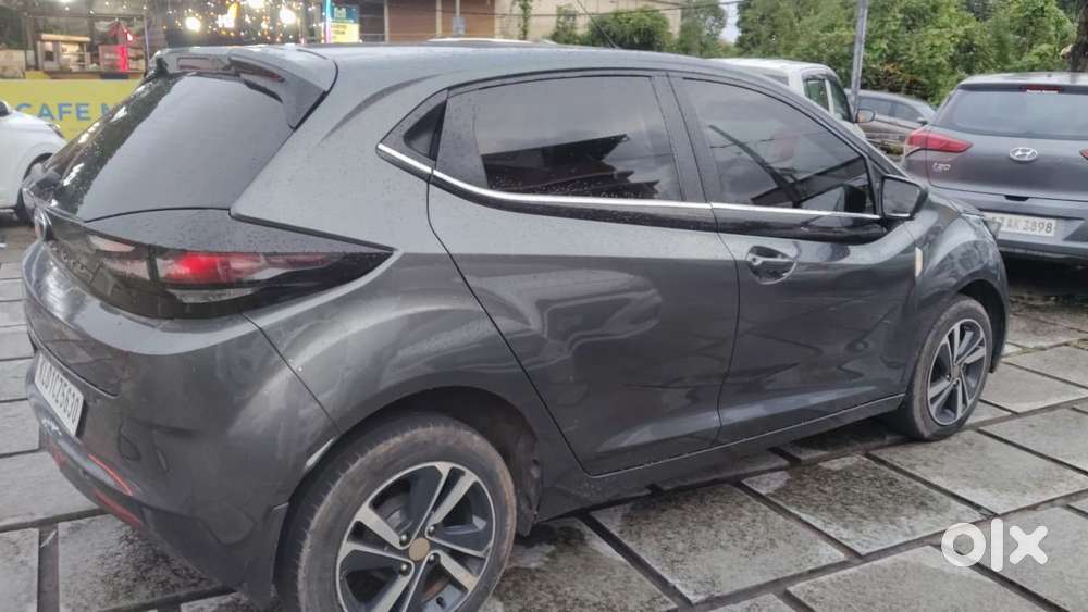 Tata Altroz 1.2 Xza Petrol Dct, 2023, Petrol