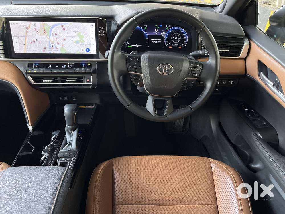 Toyota Camry Hybrid, 2025, Cng & Hybrids
