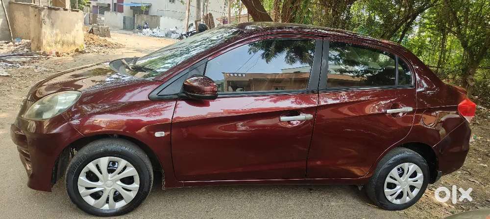 2015 December Regestered Well Maintained Honda Amaze