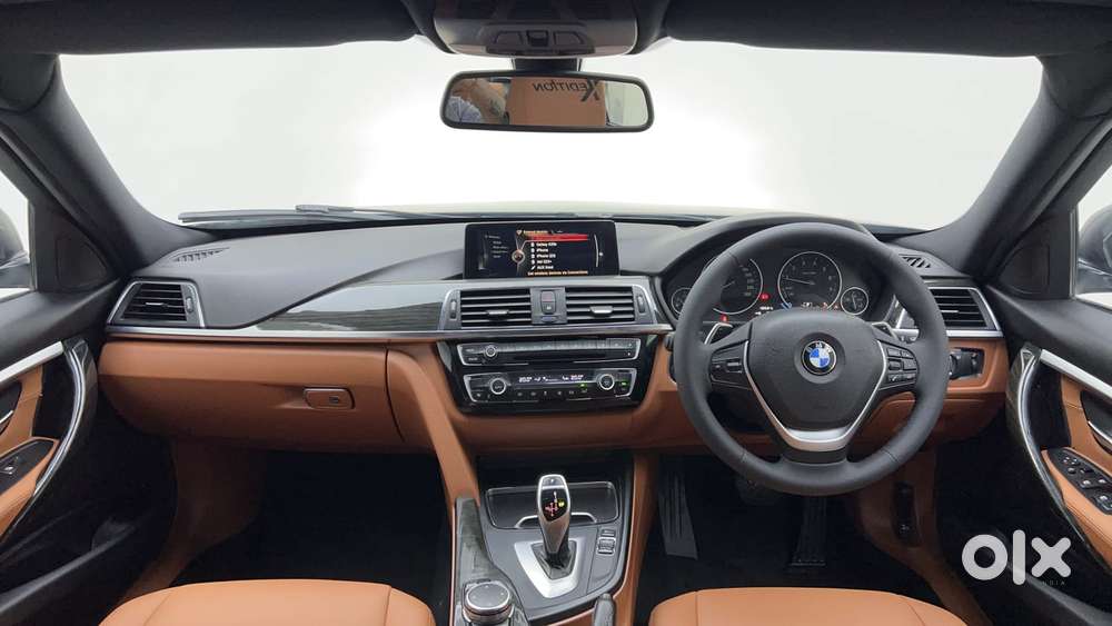 Bmw 3 Series 2.0 320i Luxury Line, 2016, Petrol
