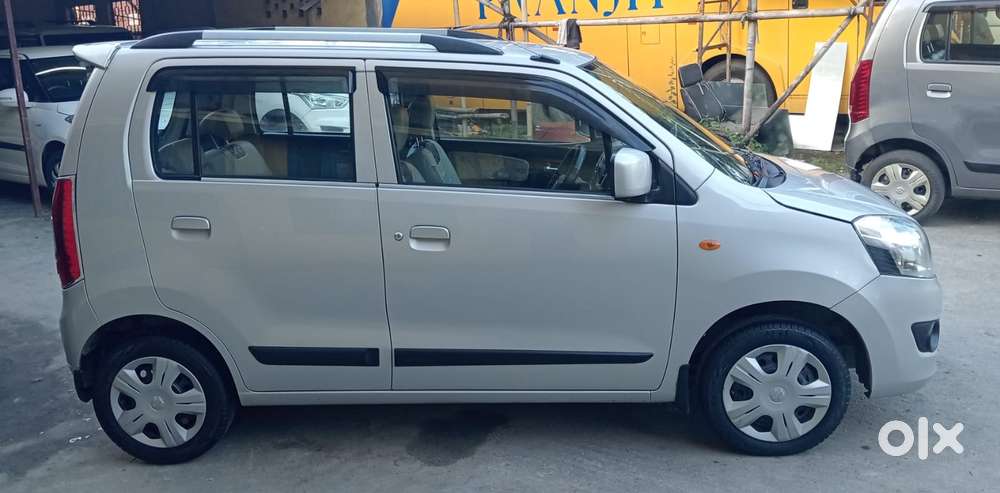Maruti Suzuki Wagon R 1.0 Vxi Amt, 2018, Petrol