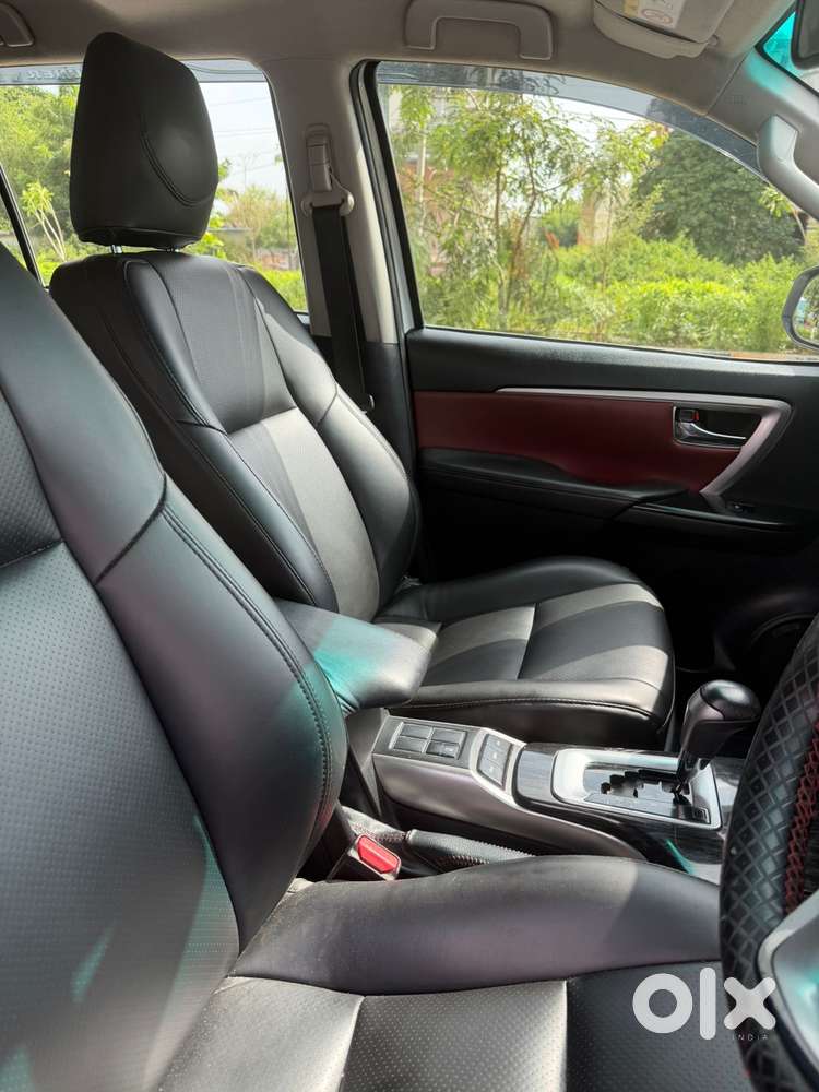 Toyota Fortuner Legender 4x2 At 2.8, 2024, Diesel