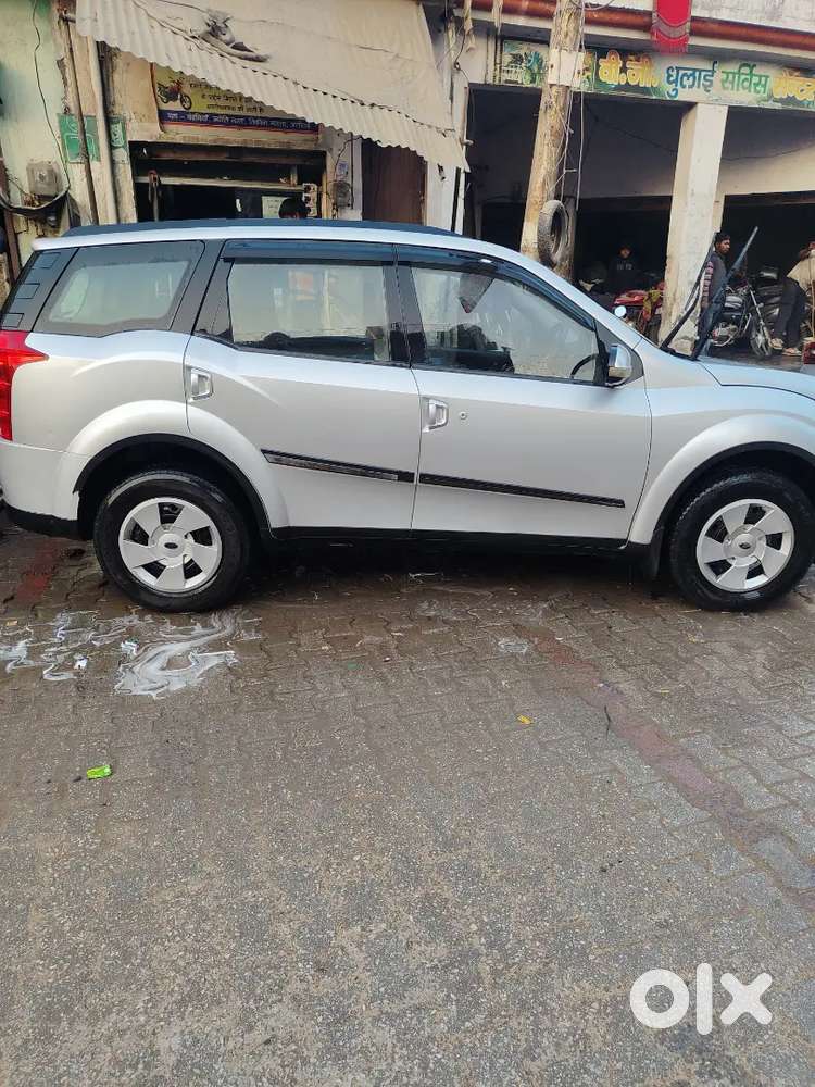 Mahindra Xuv500 2015 Diesel 65000 Km Driven