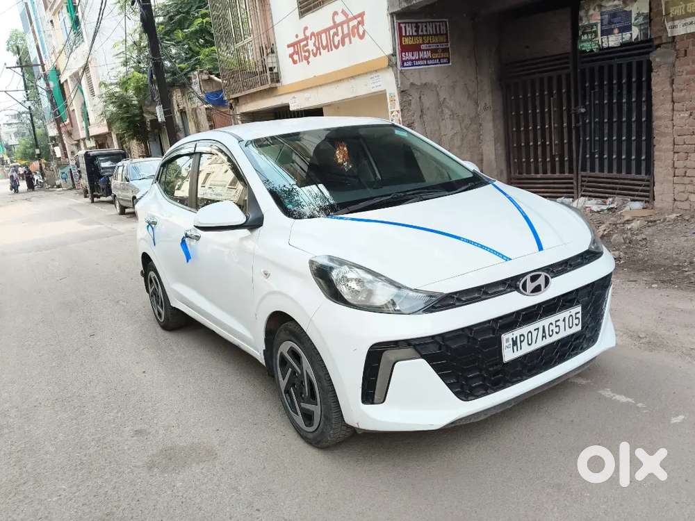 Hyundai Aura Sx Cng 2025