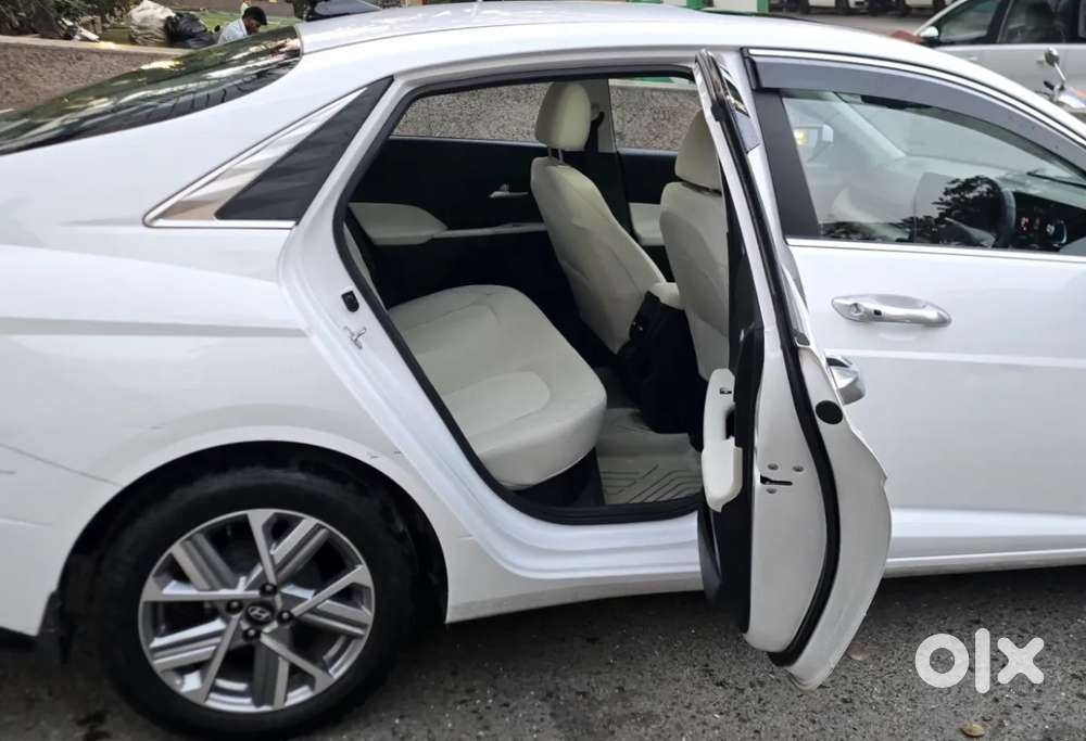 Hyundai Verna 1.5 Sx (o) Vtvt Ivt, 2024, Petrol