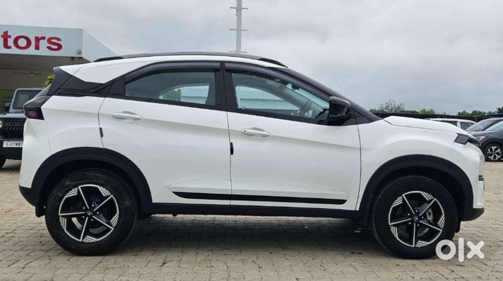 Tata Nexon, 2025, Cng & Hybrids