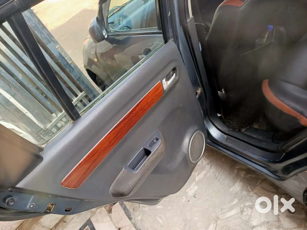 Maruti Suzuki Swift 2011