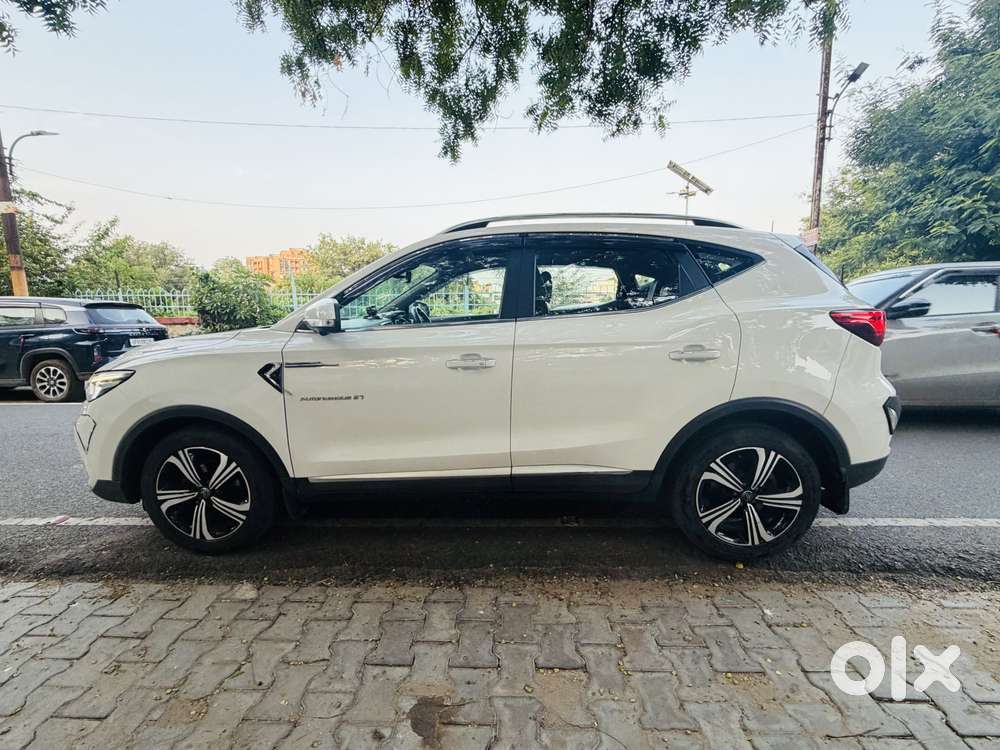 Mg Astor 1.5 Savvy Cvt S Red, 2021, Petrol