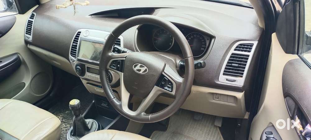 Hyundai I20 Sportz 1.2 Bs-iv, 2010, Petrol