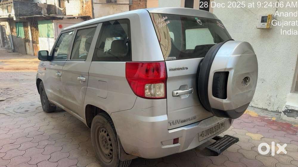 Mahindra Tuv 300 Plus 2018
