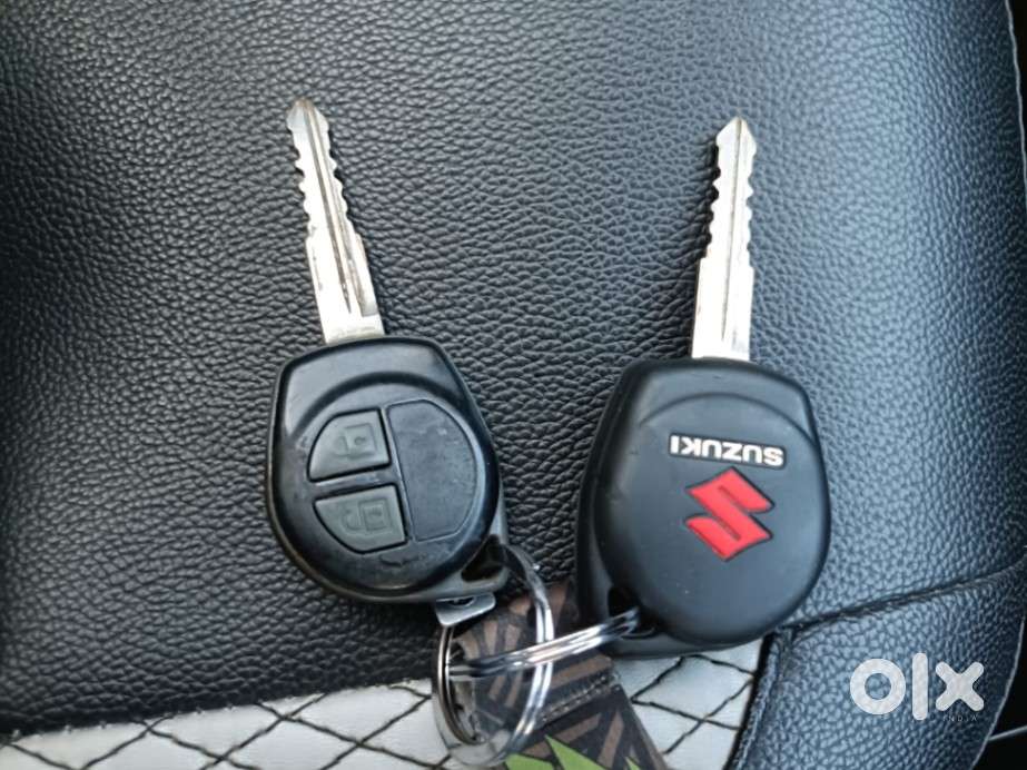 Maruti Suzuki Swift Vxi Abs Bsiv, 2015, Petrol