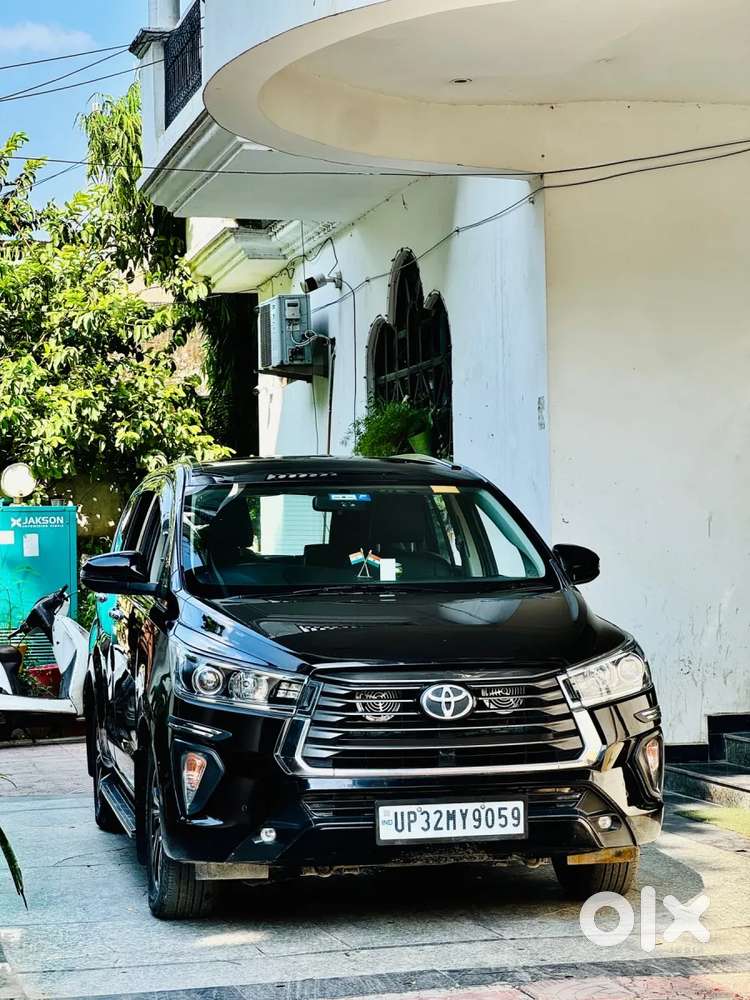 Toyota Innova Crysta [2020-ongoing] 2.4 Vx 7 Str, 2022, Diesel