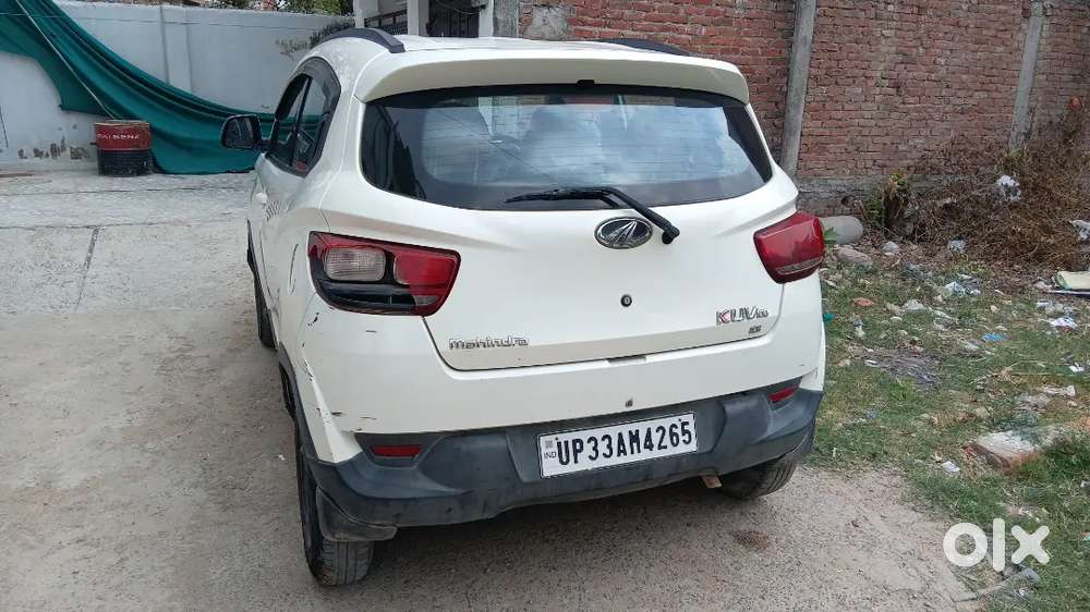 Kuv Mahindra White 2016 Modal Good Condition