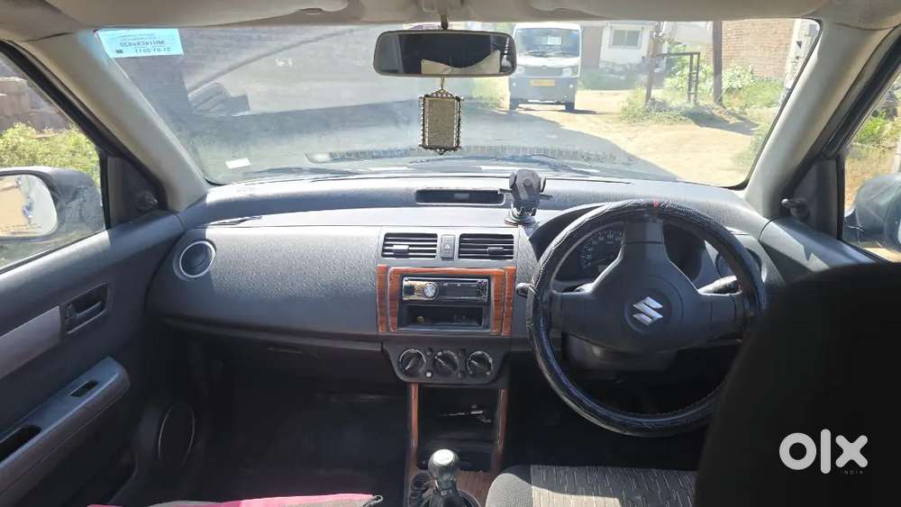 Maruti Suzuki Dzire 1.2 2011