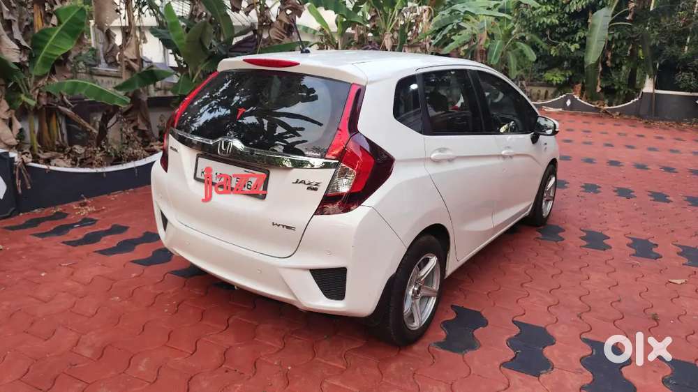 Honda Jazz 2017 Petrol Well Maintained