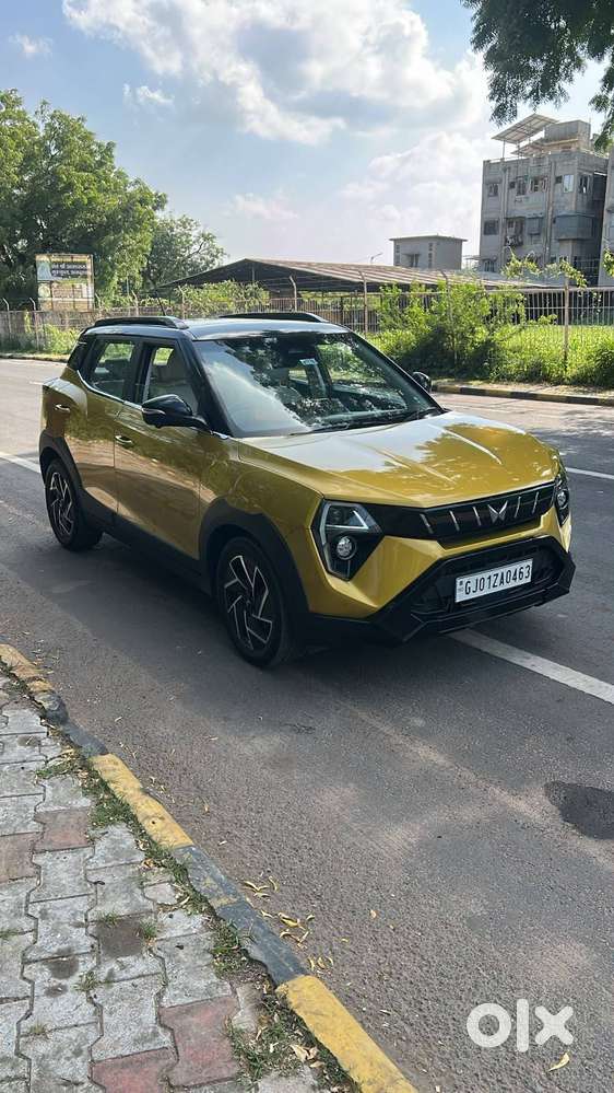 2026 Reg. Mahindra Xuv 3xo Ax7l Petrol Automatic (top Model)