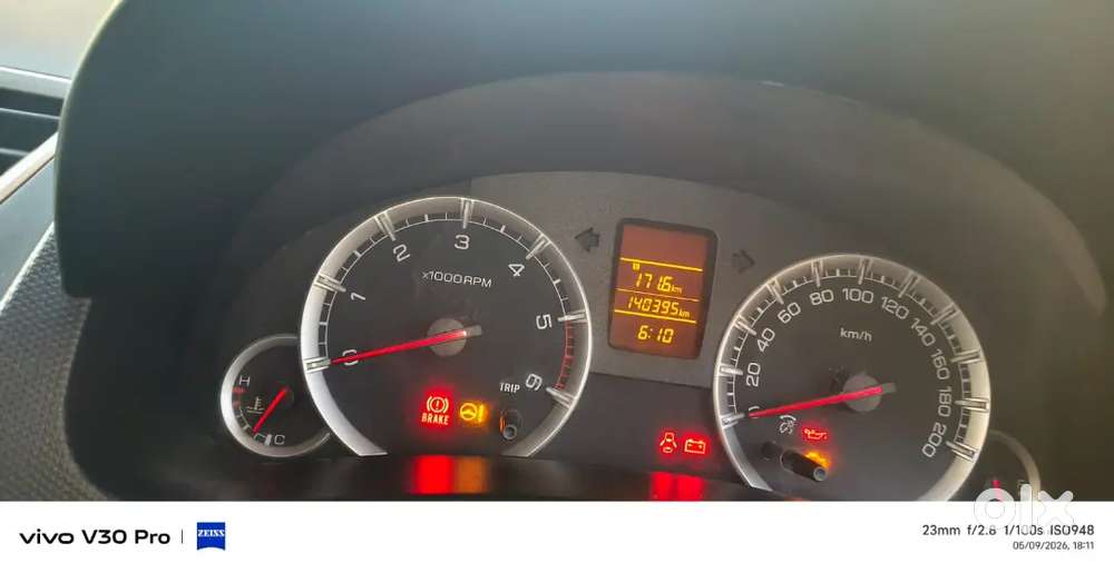 Well-maintained Maruti Swift Vdi  Diesel  Alloy Wheels & Subwoofer