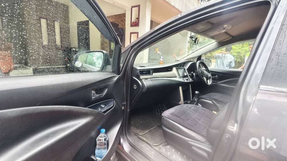 Toyota Innova Crysta 2.4 G 2019