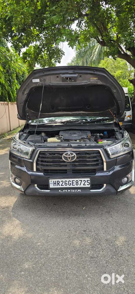 Toyota Innova Crysta 2.8z Automatic, 2022, Diesel
