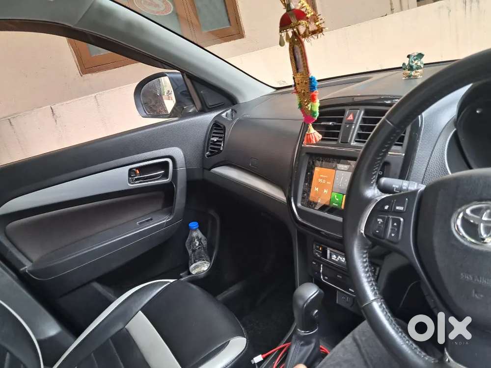 Toyota Urban Cruiser 2022 Petrol Well Maintained