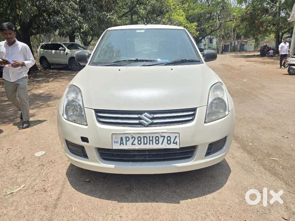 Maruti Suzuki Dzire 2011 Petrol