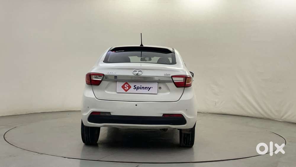 Tata Tigor Xza, 2018, Petrol