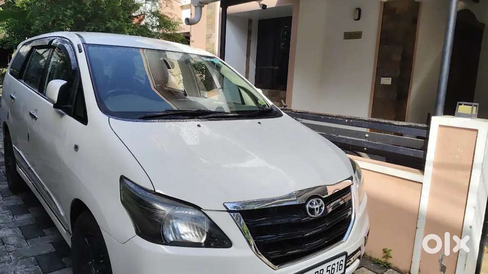 Toyota Innova 2013 Diesel 96000 Km Driven