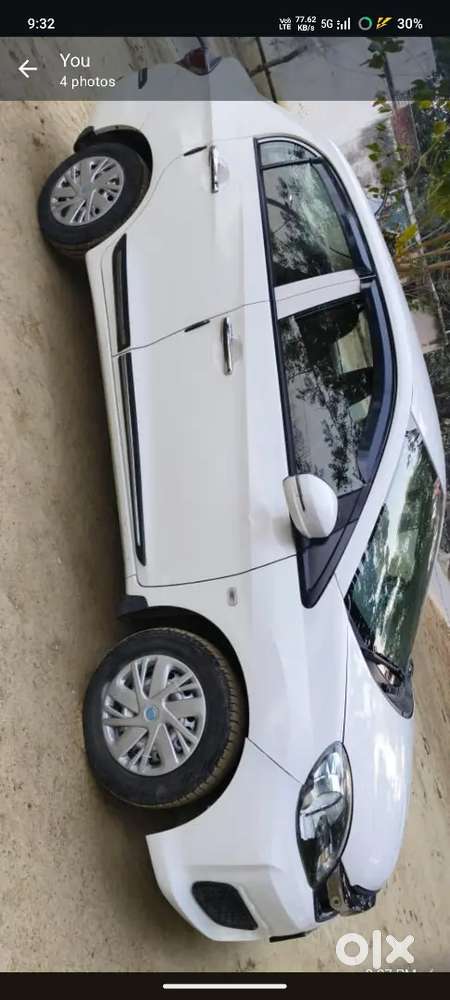 Honda Amaze V Petrol 10th Year