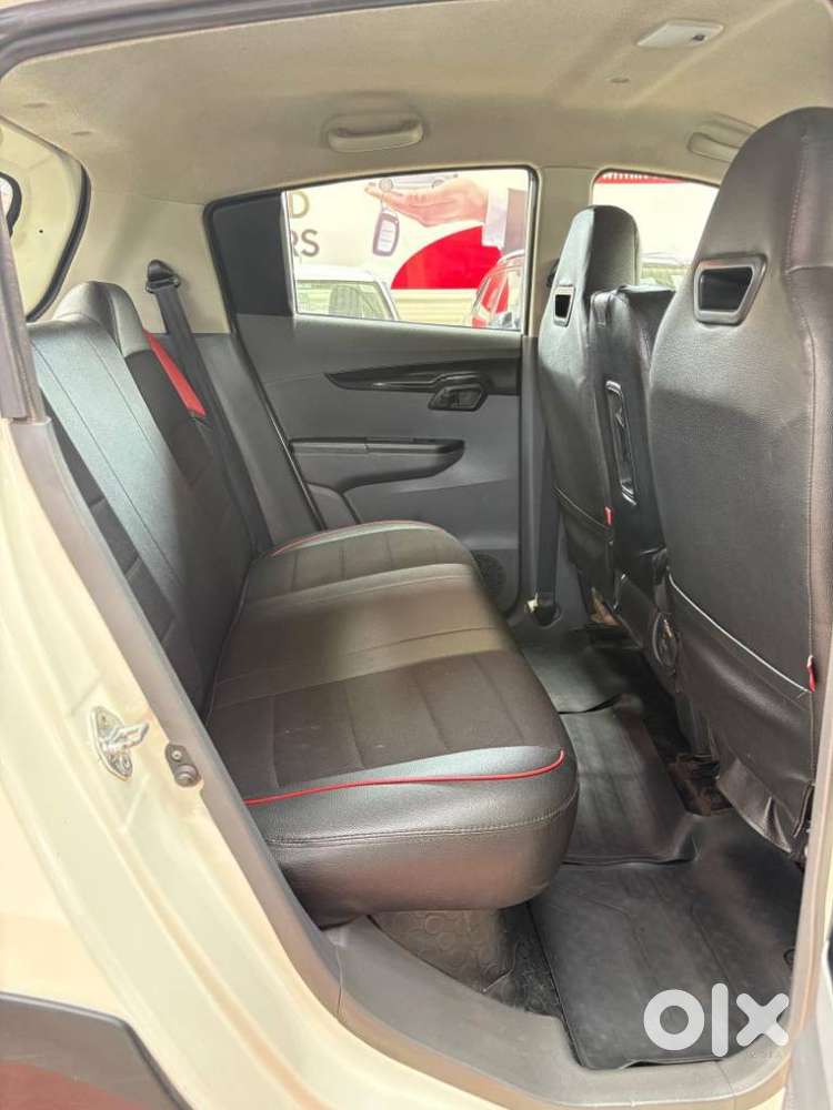 Mahindra Kuv 100 Mfalcon G80 K4 Plus, 2019, Petrol