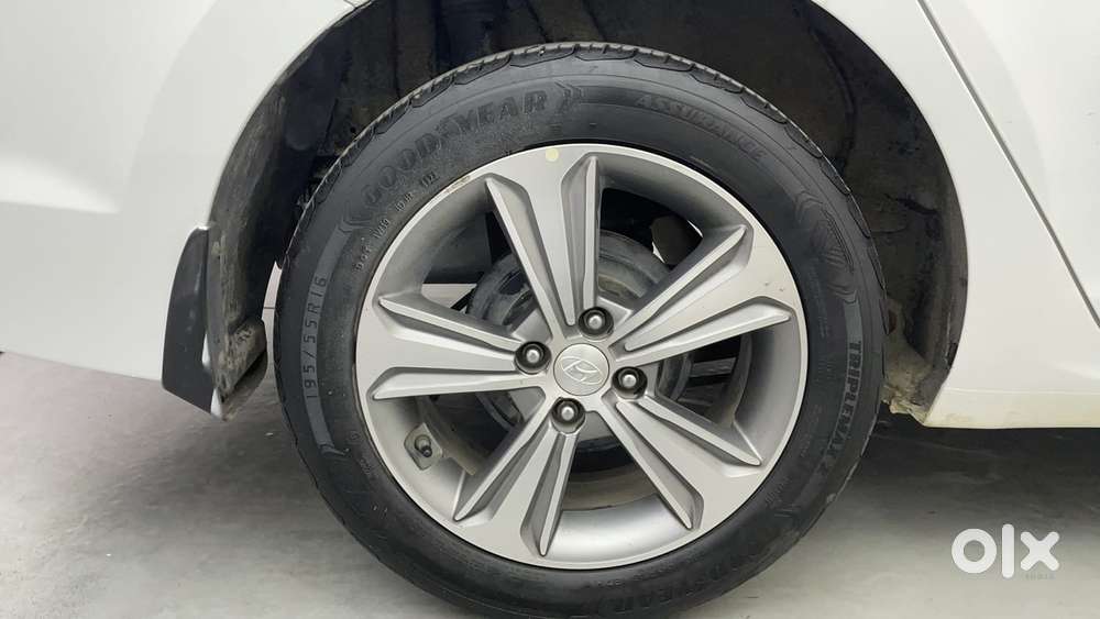 Hyundai Verna [2015-2017] Fluidic 4s 1.6 Crdi Sx (o) At, 2018, Petro..